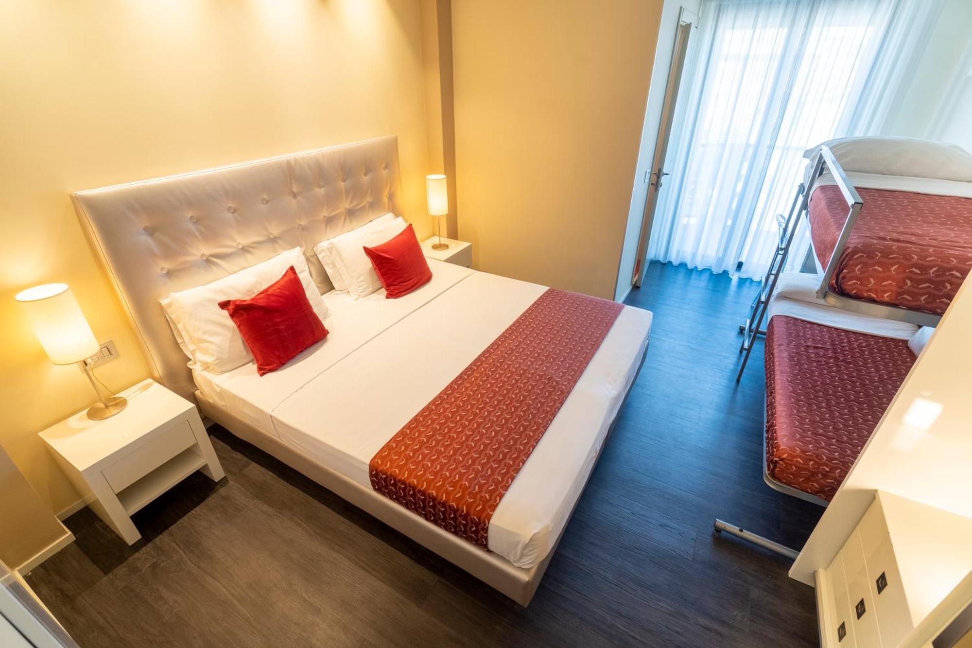 Hotel 2000 ريتشوني المظهر الخارجي الصورة