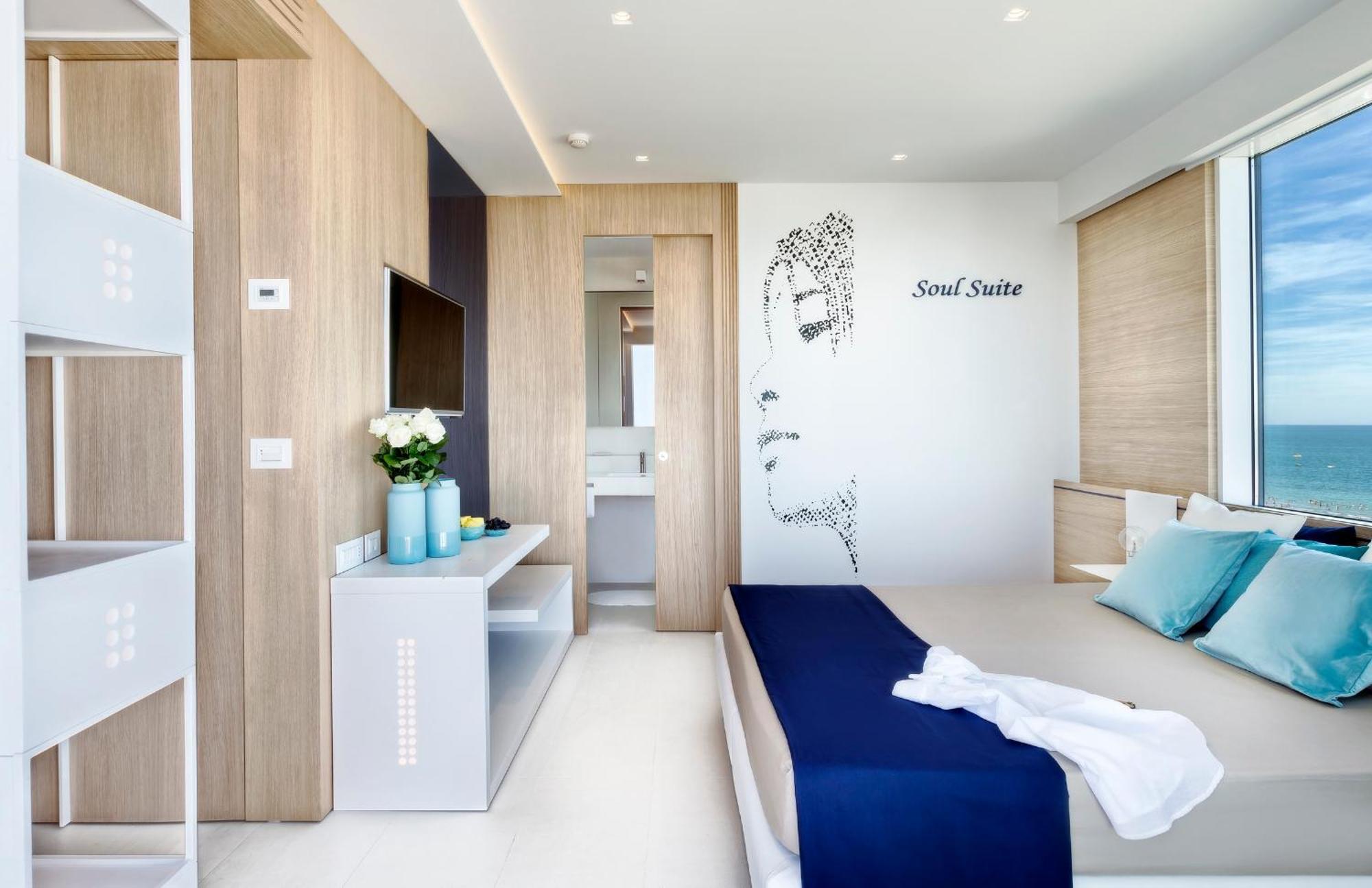 Hotel 2000 ريتشوني المظهر الخارجي الصورة